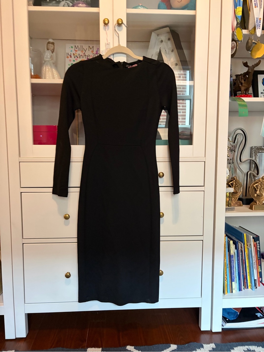 Zara Black Long-Sleeve Midi Sheath Dress